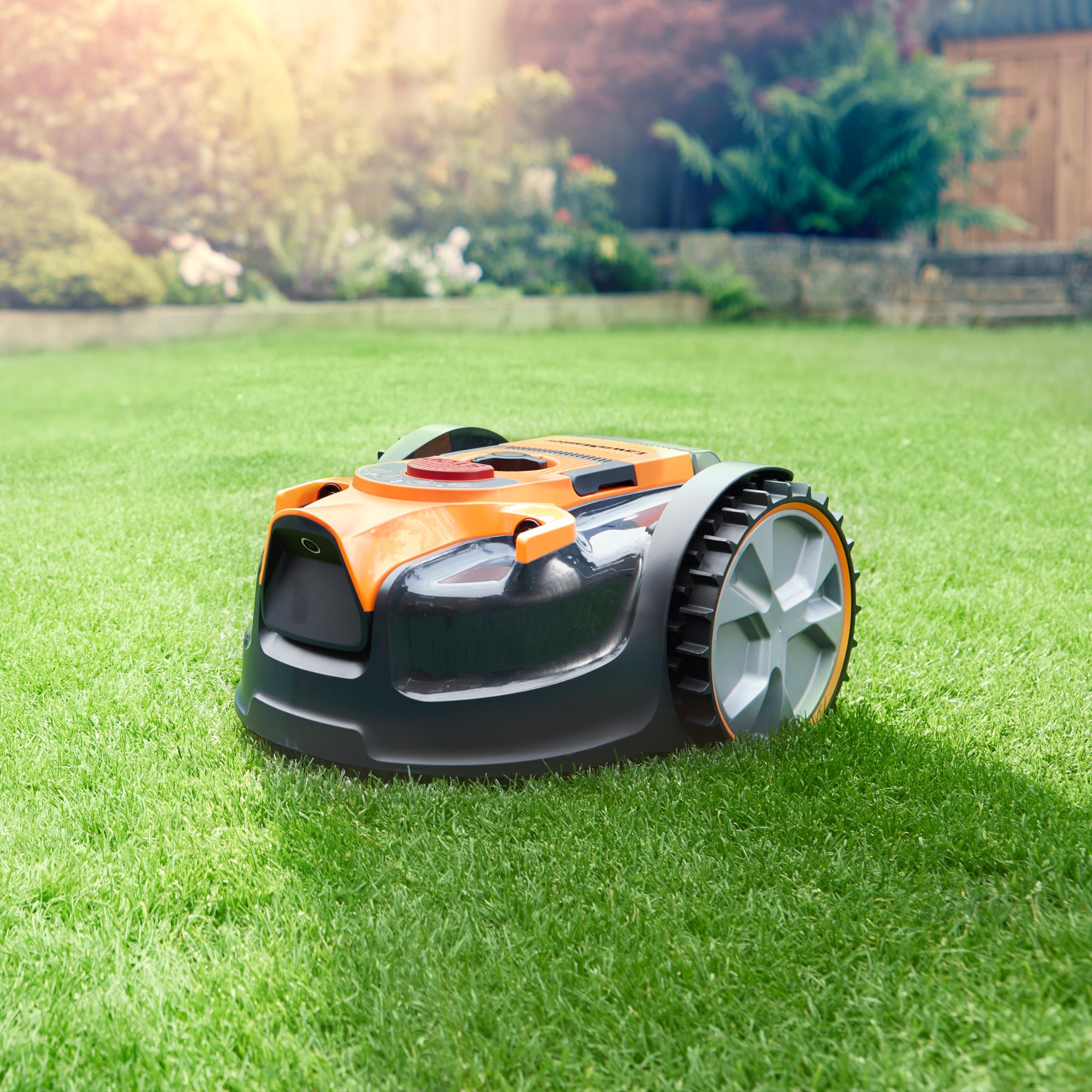 LawnMaster OcuMow® 16 Drop and Mow Robot Lawnmower with MX 24V 4.0Ah lithium battery and fast charger. No Boundary Wire - Image 2